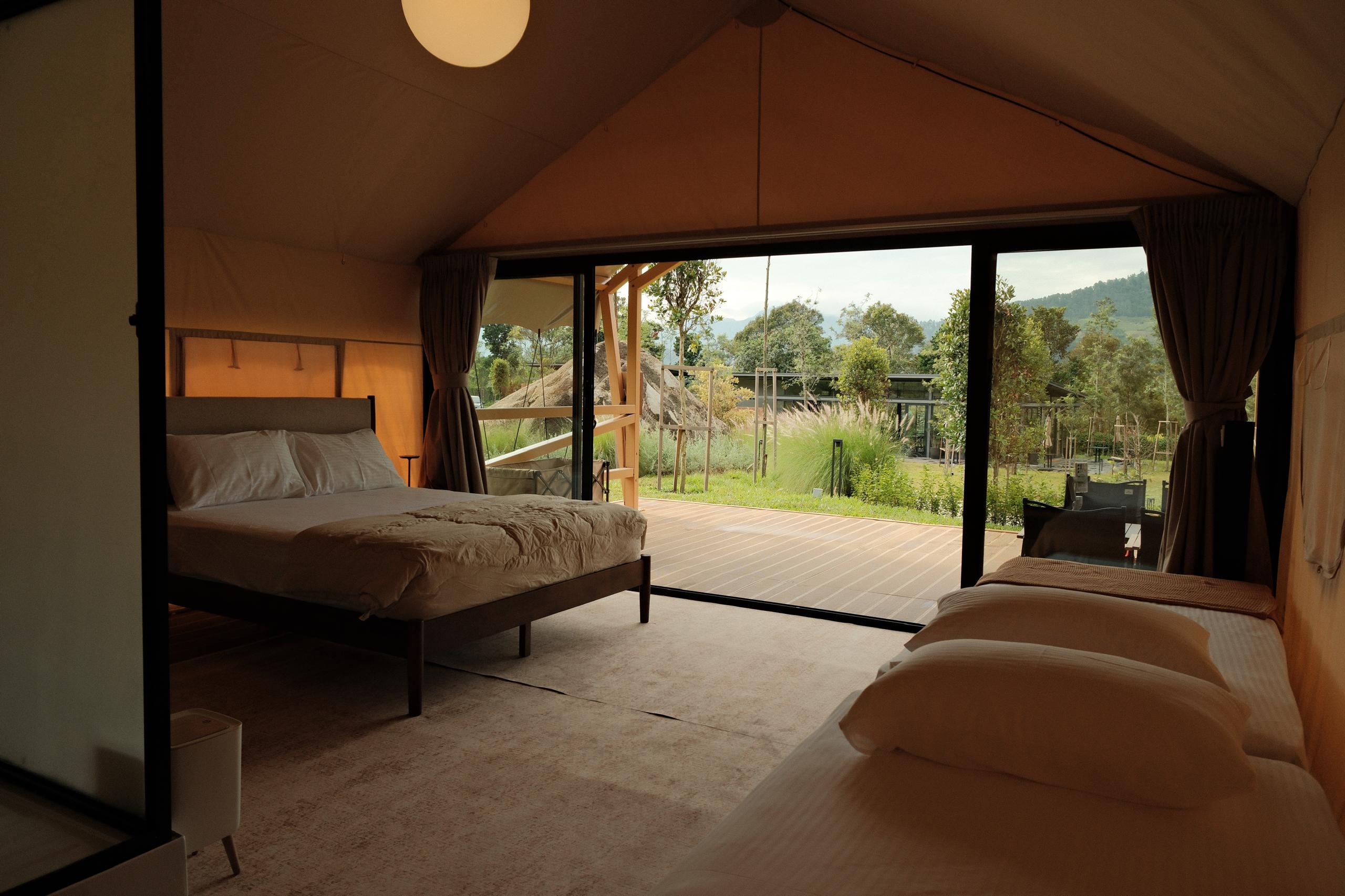 Pine Breeze Tent