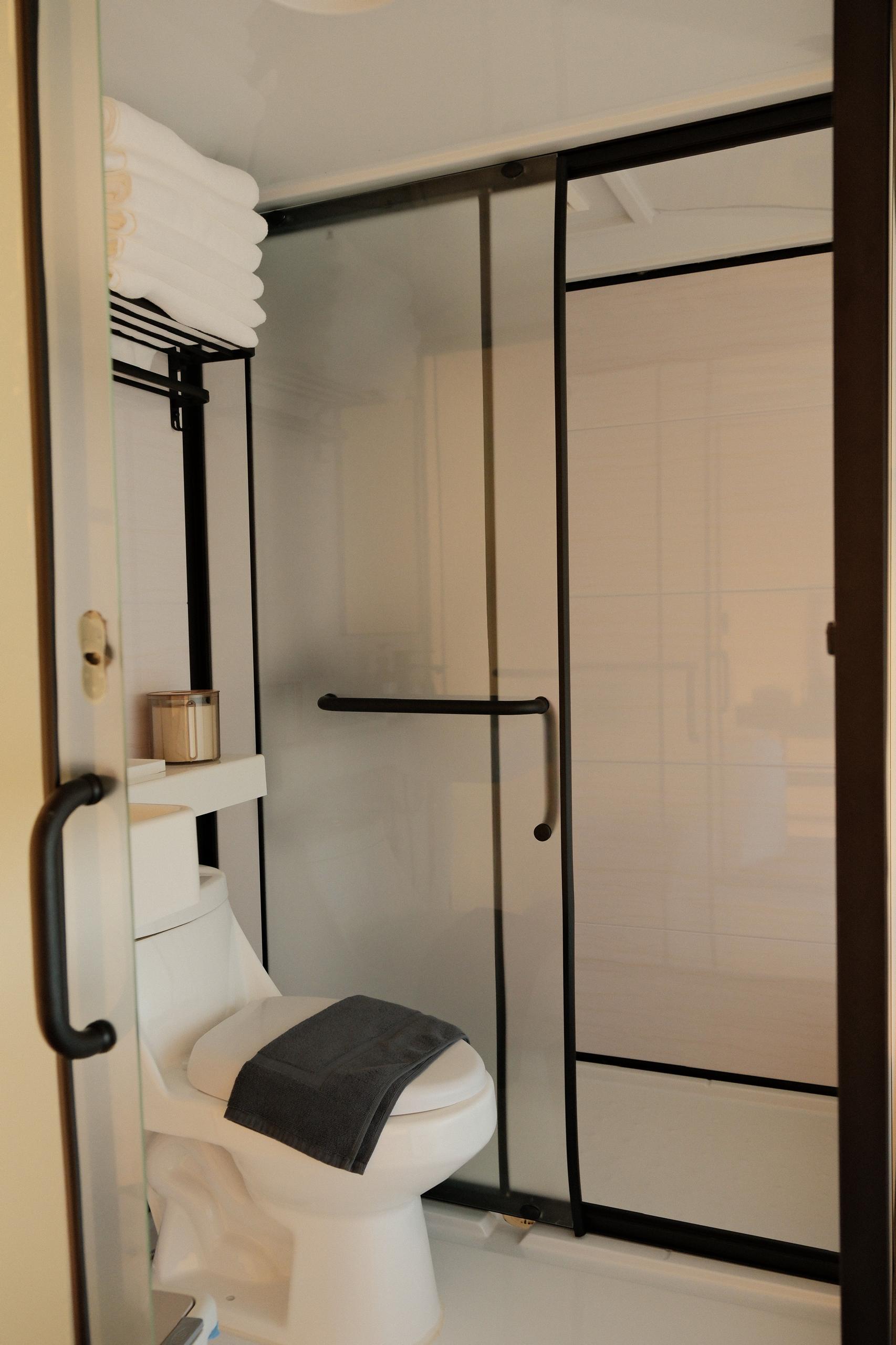 WhatsApp Image 2025-10-23 at 13.19.09